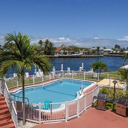 Studio Intracoastal Views! 5 Min Walk To The Beach Villa Pompano Beach Exterior photo