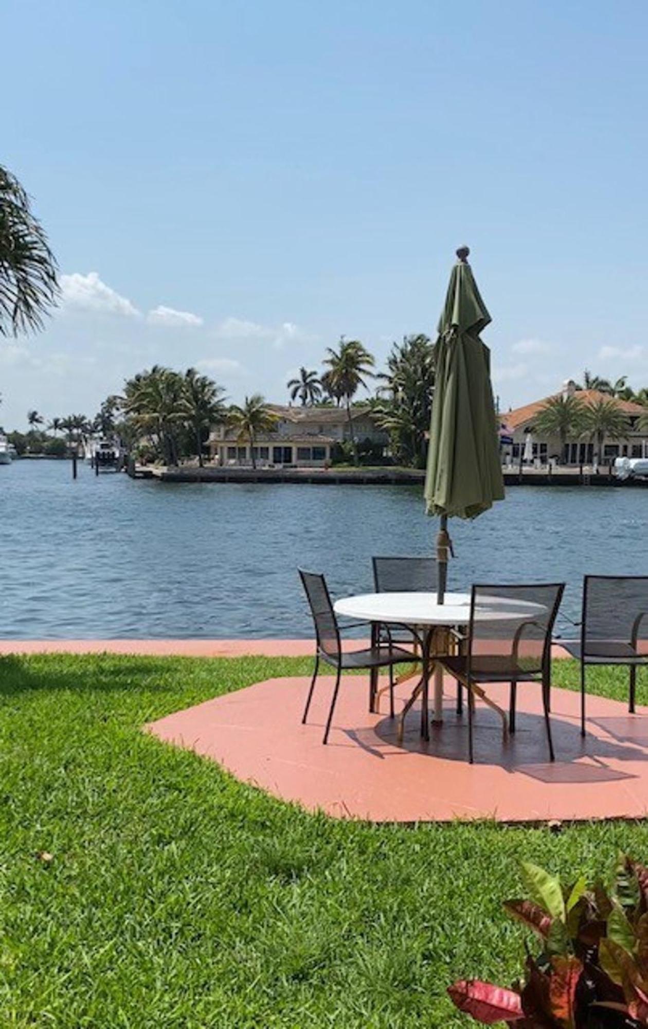 Studio Intracoastal Views! 5 Min Walk To The Beach Villa Pompano Beach Exterior photo