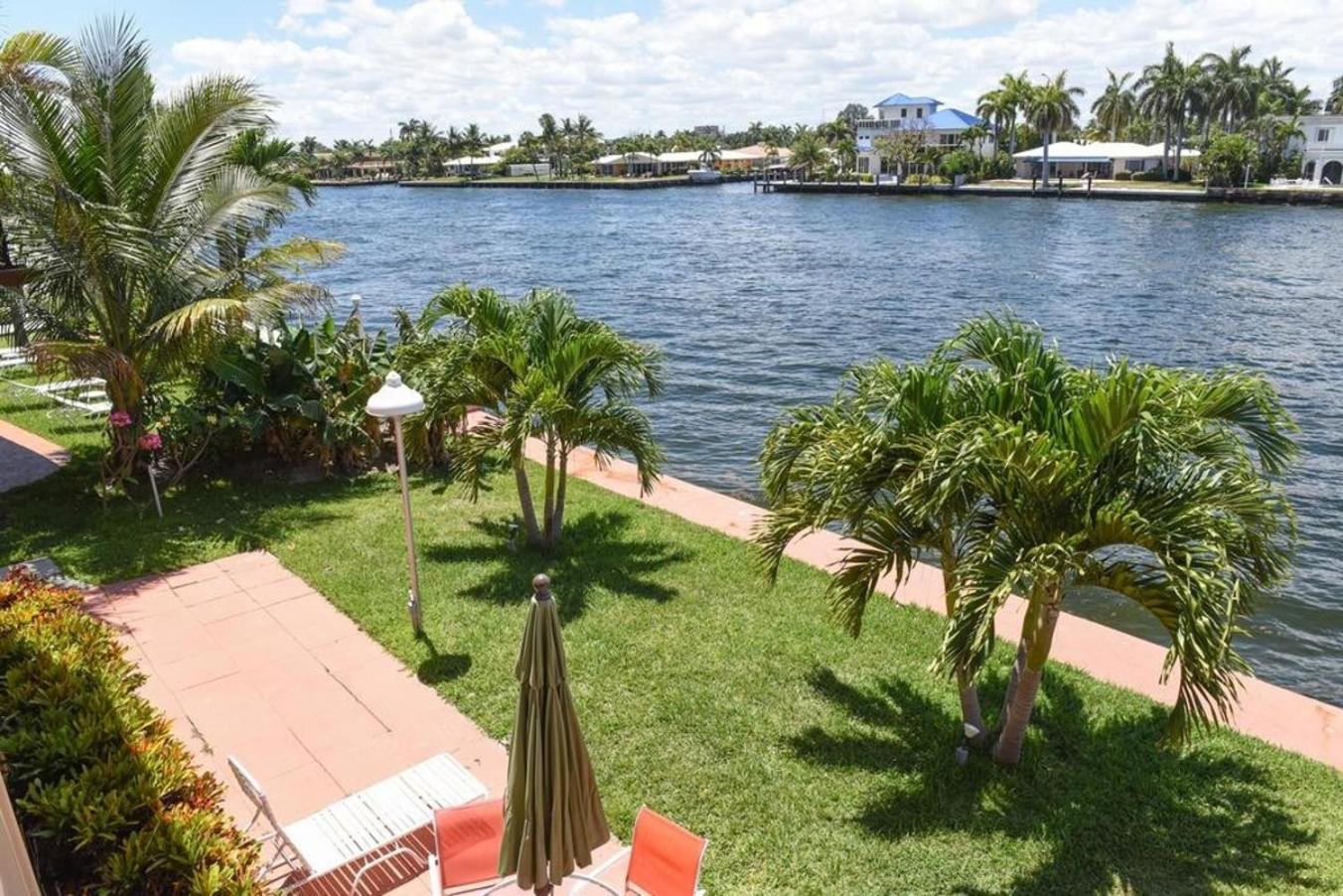 Studio Intracoastal Views! 5 Min Walk To The Beach Villa Pompano Beach Exterior photo